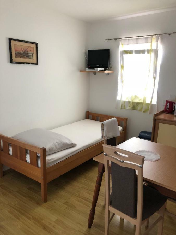 Apartmani Gabi Чезарица Экстерьер фото